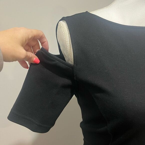 NWT Nue by Shani black cold shoulder mini dress womens size 10 - Picture 10 of 10